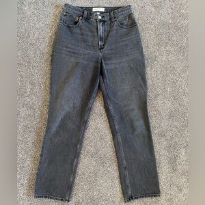 Abercrombie & Fitch The 90’s Straight Ultra High Rise Curve Love Jean Short